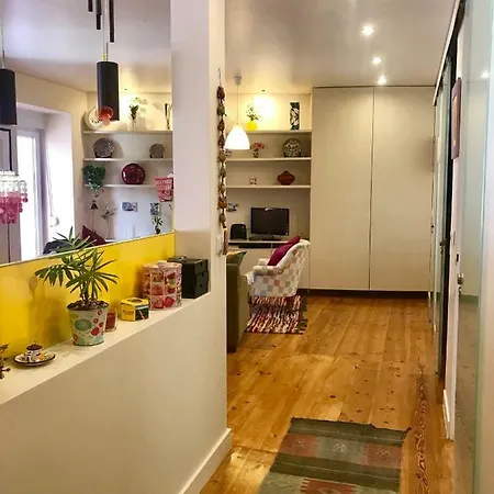 Apartament Sweet With Terrace In Lizbona