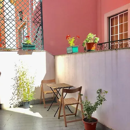 Apartament Sweet With Terrace In Lizbona