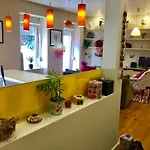 Sweet With Terrace In Apartment *